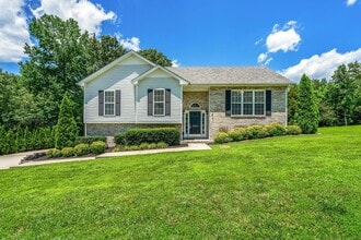 Building Photo - 2267 Yeager Dr