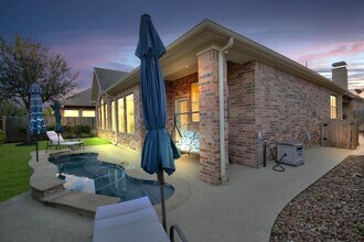 Building Photo - 26926 Carmel Falls Ln