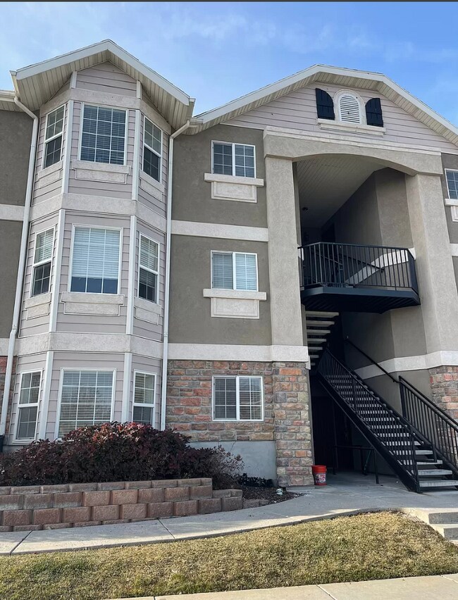 Building Photo - 3932 W Romney Park Dr