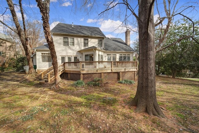 Building Photo - Spacious Four Bedroom Home!