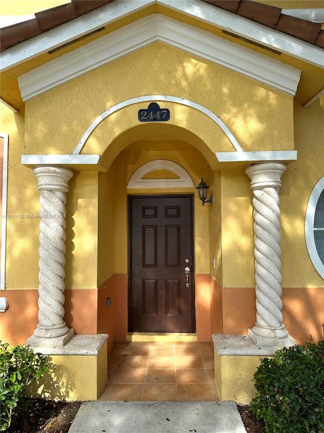 Building Photo - 2447 SE 14th Ave
