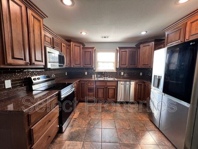 Foto del edificio - 201 County Rd 4063