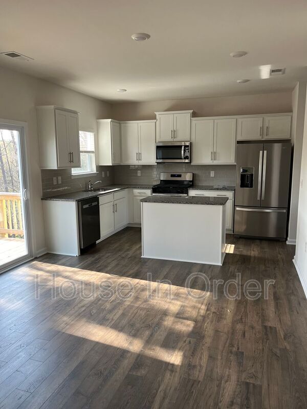 Foto del edificio - 732 Fountain Park Blvd