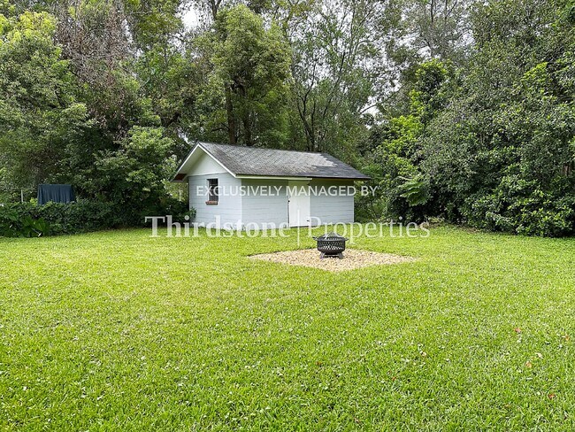 Foto del edificio - 2429 Miss Muffet Ln W, Jacksonville, FL 32210