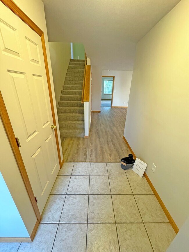 Foto del edificio - Clean Three Bedroom Condo on Bozeman's Wes...