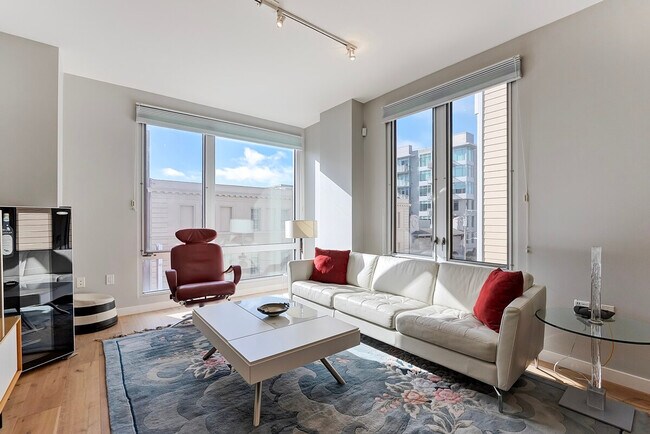 Building Photo - 11 Rose St