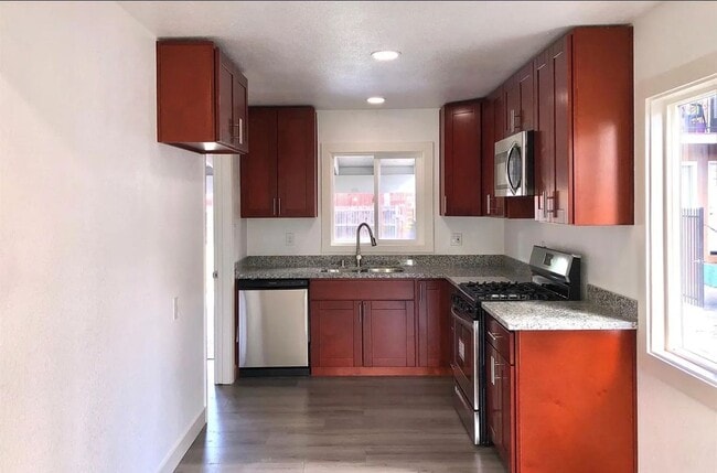 Foto del edificio - 771 Dixieanne Ave