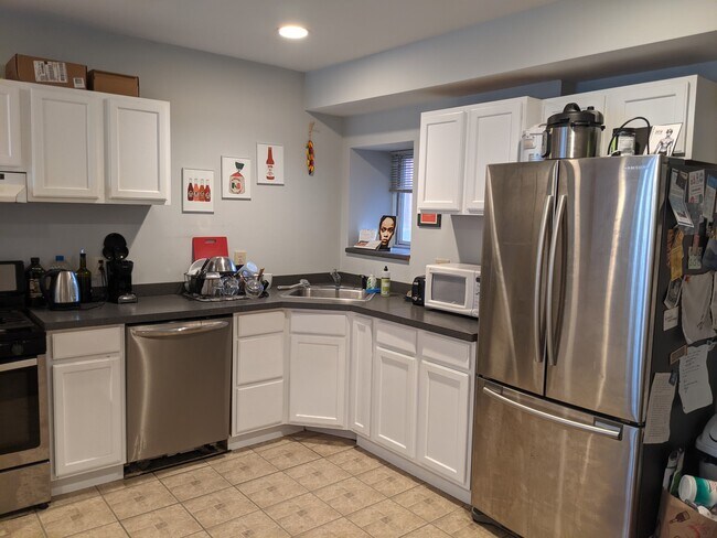 Foto del edificio - 1439 Clifton St NW