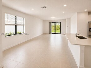 Building Photo - 10699 Wilgrove 10699