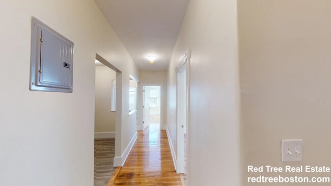 Photo - 1595 Beacon St Apartment