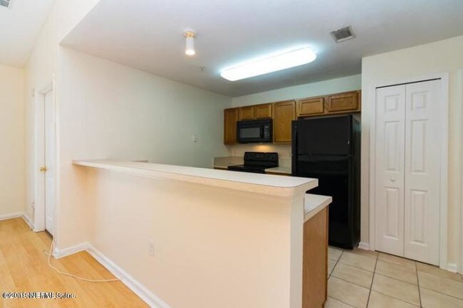 Foto del edificio - 9536 Armelle Way