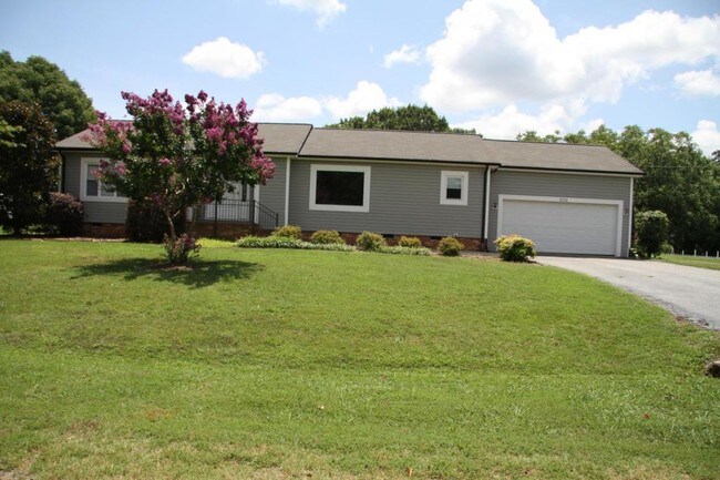 Building Photo - 3722 Piper Way