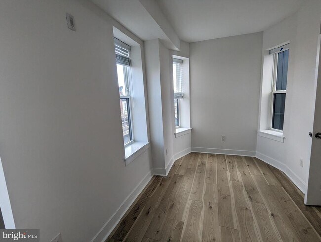 Foto del edificio - 100 W Susquehanna Ave