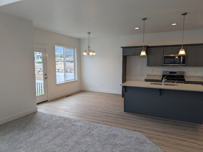 Building Photo - 4617 Templar Dr