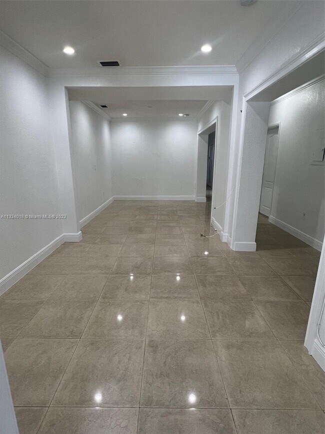 Foto del edificio - 7259 SW 22nd St