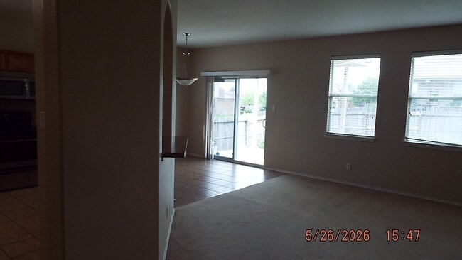 Building Photo - 2064 Dove Crossing Dr