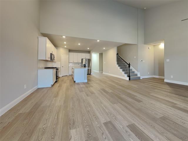 Foto del edificio - 735 Moonlight Pl