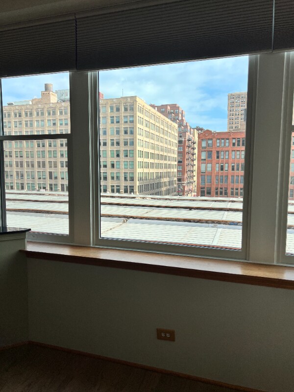 Foto del edificio - 161 W Harrison St