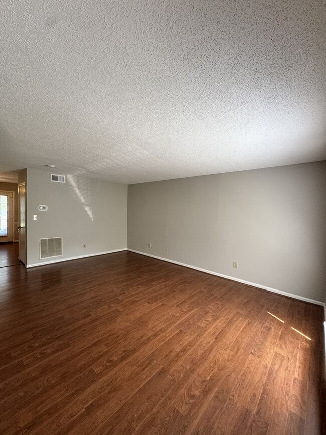 Photo - 134 Turnwood Lane House