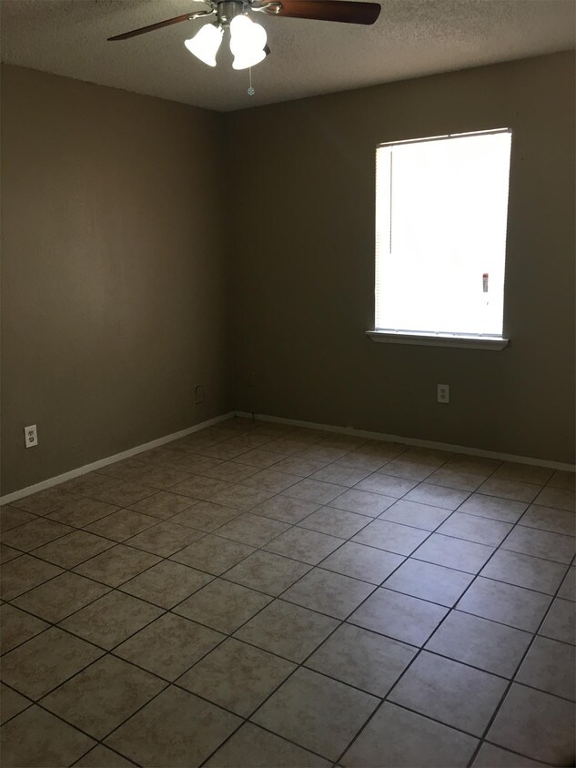 Primary Photo - 800 Rambler Dr