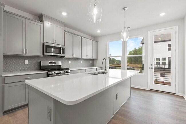 Foto del edificio - 1408 Blanche St