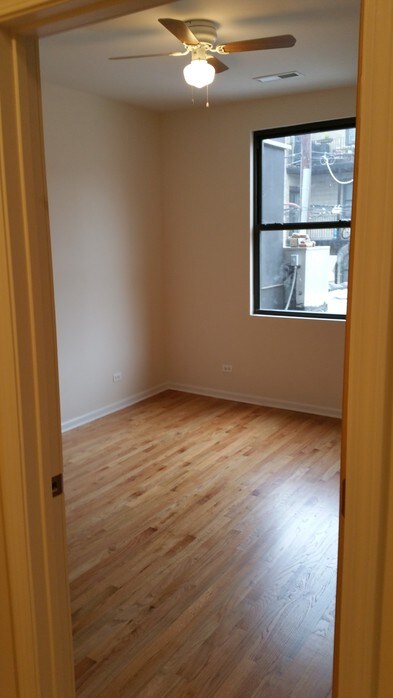 Foto del edificio - 3706 N Halsted