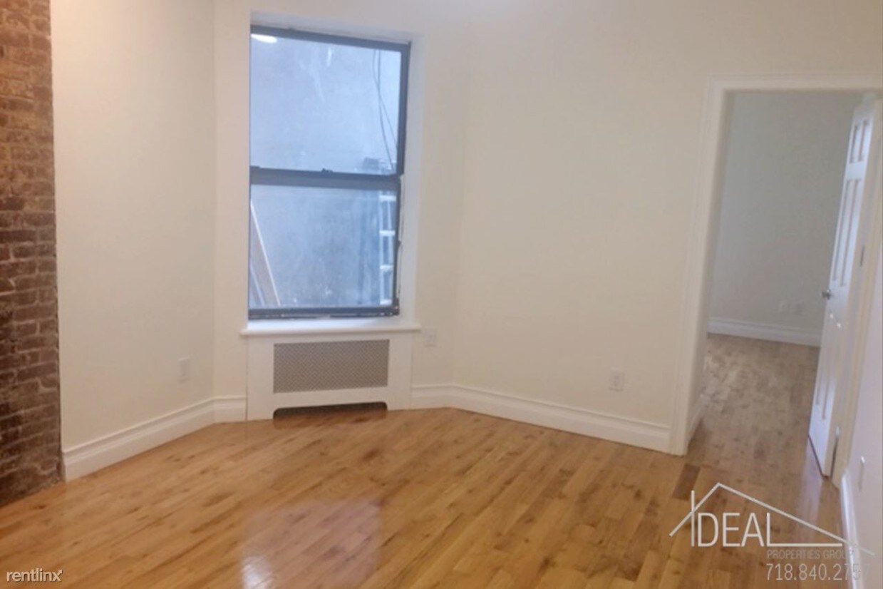 Foto principal - 816 Bergen St