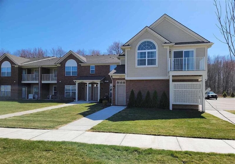 21930 Aberdeen Dr, MI 48042 Condo for Rent in MI