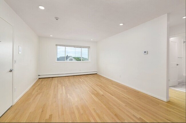 Foto del edificio - 198 Hillside St