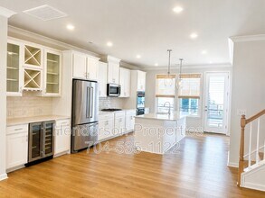 Building Photo - 3008 Oak Lndg Dr