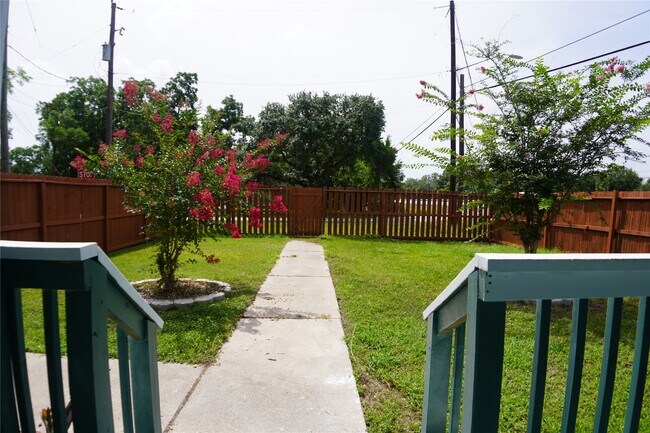 Foto del edificio - 6803 6th St