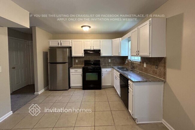 Building Photo - 1304 Baywood Glen