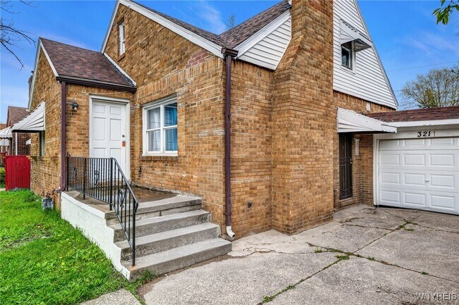 Building Photo - 321 Eggert Rd
