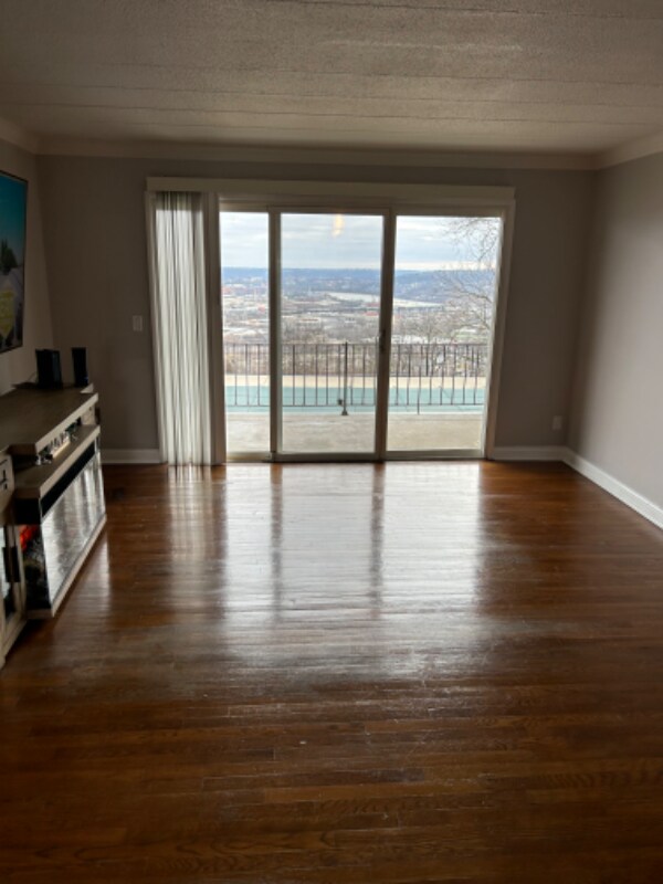 2701 Lehman Rd Unit A19, Cincinnati, OH 45204 Condo for Rent in