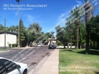 Building Photo - 423 S Mitchell Dr