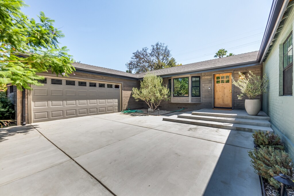 16446 Moorpark St, Encino, CA 91436 House Rental in Encino, CA