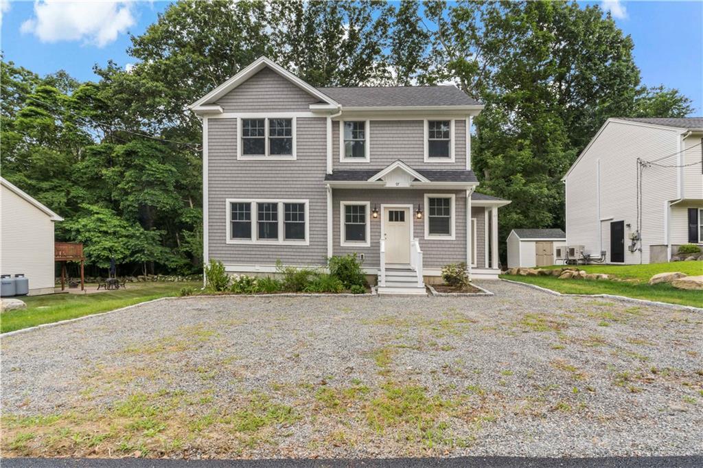 Primary Photo - 97 Winterberry Rd