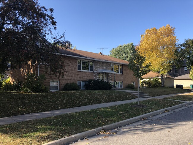 Un estupendo lugar para vivir - 1731 Dayton Ave