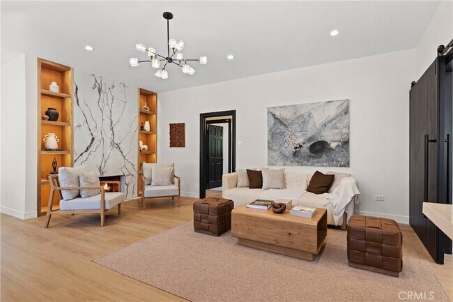 Foto del edificio - 6016 Woodlake Ave