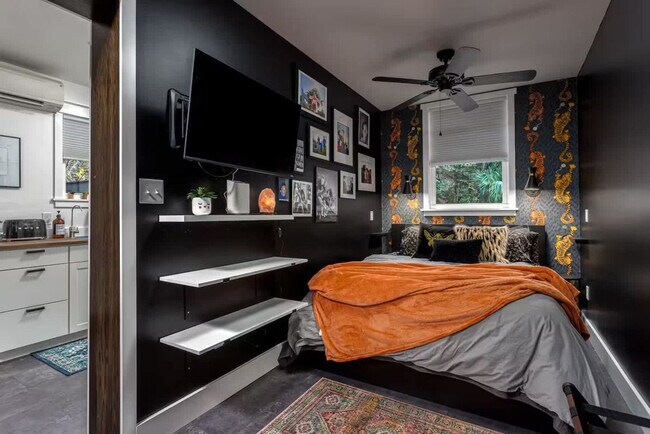 Foto del edificio - 205 Third Street Southeast-SI ID1502045P