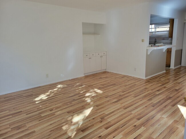 Foto del edificio - 3710 Corinth Ave