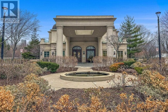 Building Photo - 10 Bloorview Pl