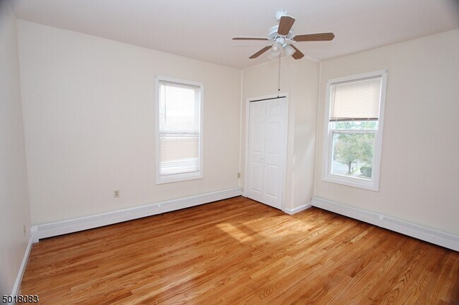 Building Photo - 8 Jerome Ave