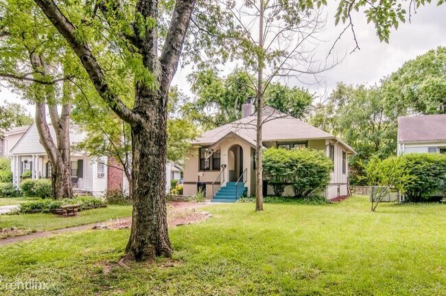 Foto del edificio - 2 br, 1 bath House - 2703 Belcourt Ave