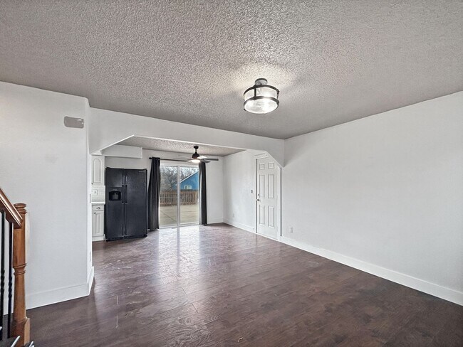 Foto del edificio - $0 DEPOSIT OPTION. CHARMING 2 BEDROOM HOME WITH SPACIOUS YARD NEAR QUINCY RESERVOIR!