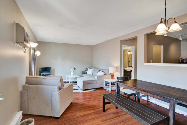Foto del edificio - 234 Circle Ave