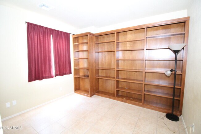 Foto del edificio - 4815 N 95th Ln