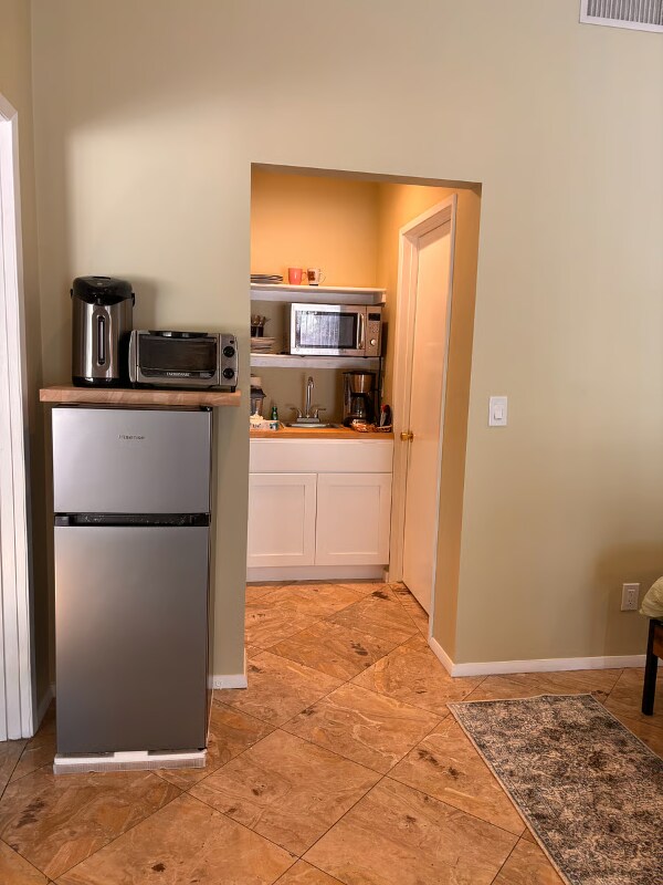 Foto del edificio - 2430 Bessemer St