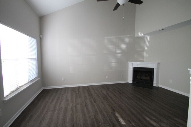 Foto del edificio - Exclusively offered by MUSE REALTY, LLC