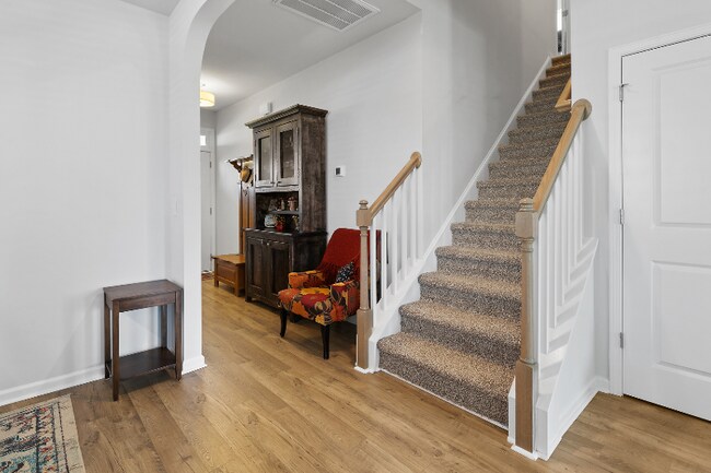 Foto del edificio - 6608 Carswell Dr